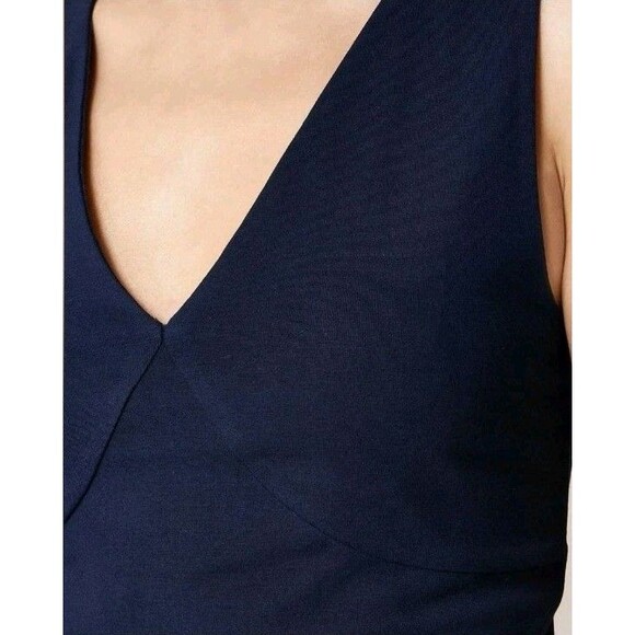 J. Crew Stretch Cotton Blend V-neck Top Navy Blue Sleeveless CI024 Size L NWT - Picture 2 of 8